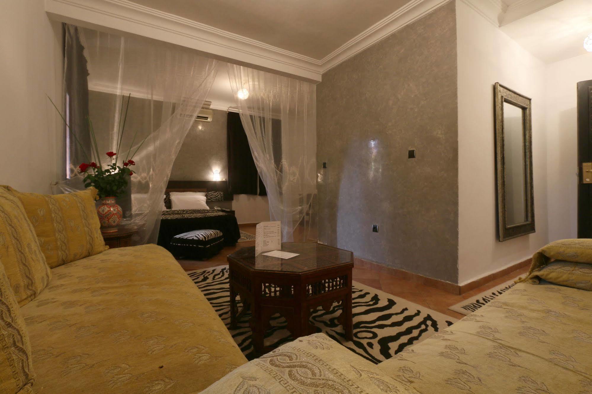 Hotel Tafoukt Марракеш Экстерьер фото